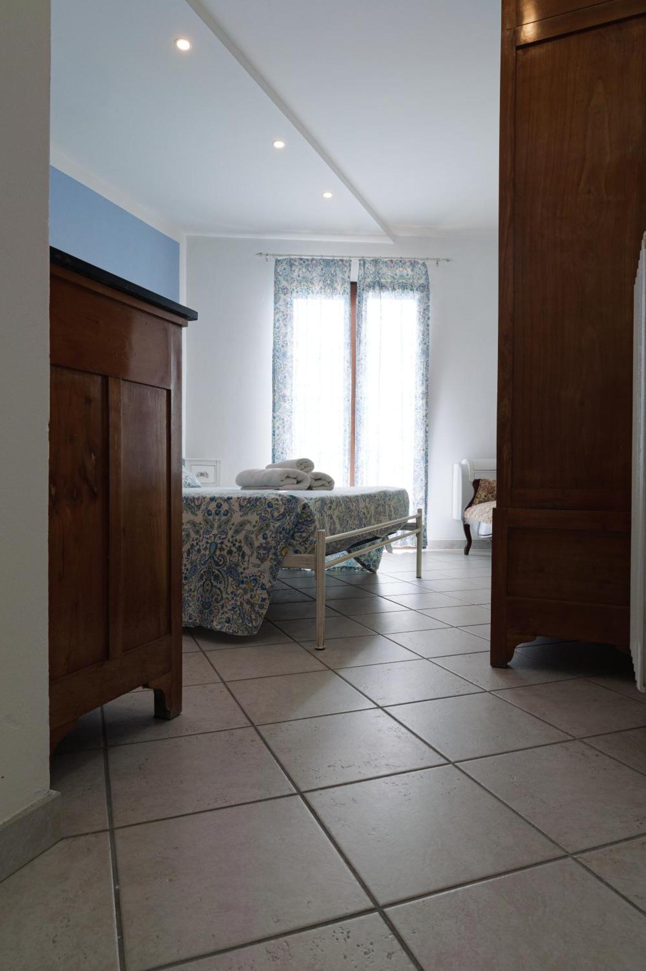 Casa Navla' Appartamenti "Ulivi"- "Fiori" -"Velieri"-"Luna"-"Nido"-"Taverna" Tignale Zewnętrze zdjęcie